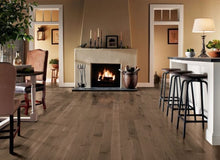 Load image into Gallery viewer, Dundee White Oak Solid|Equestrian Woods 4"|CB4225LG - Sample
