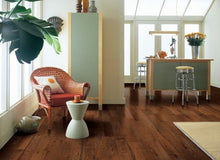 Load image into Gallery viewer, Dundee Red Oak Solid in Saddle 5"