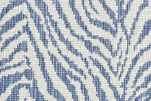 Load image into Gallery viewer, Zo in INDIGO 32 - Sample
