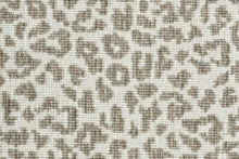 Load image into Gallery viewer, Leon in STONE 35 - Sample