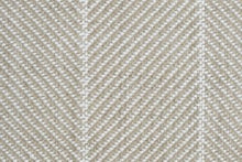 Load image into Gallery viewer, Vindaloo in 52 BEIGE - Sample