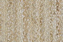 Load image into Gallery viewer, Kiara in PEARL 82 - Sample