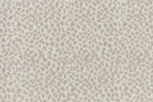 Load image into Gallery viewer, Floria in PEARL/DOVE 56 - Sample